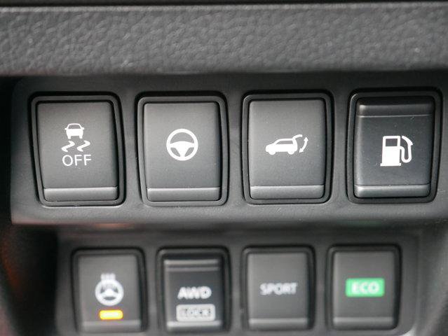 Used 2020 Nissan Rogue SL w/ Premium Package image 29