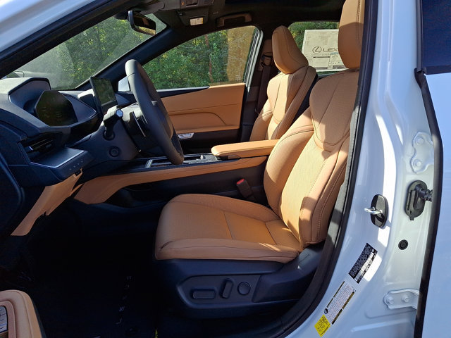 New 2026 Lexus ES 350h AWD w/ Convenience Package image 7