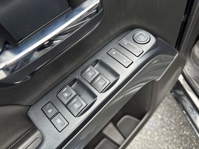 Used 2018 Chevrolet Silverado 1500 LT w/ All Star Edition image 11