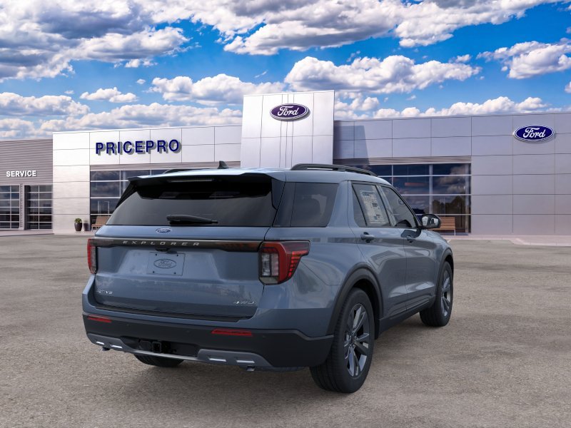 New 2026 Ford Explorer Active w/ Active Comfort Package AWD/4WD image 8