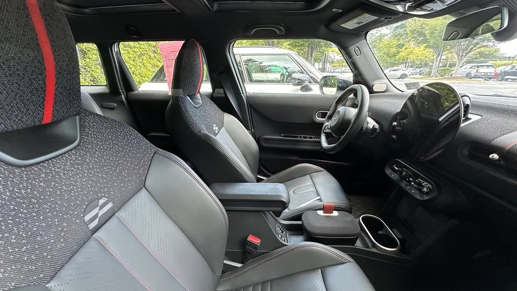 Used 2025 MINI Cooper S FWD image 5