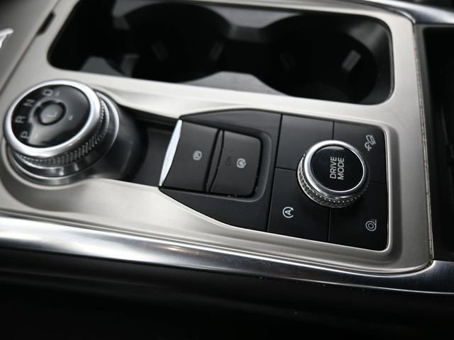 Used 2024 Ford Explorer XLT w/ Equipment Group 202A image 42