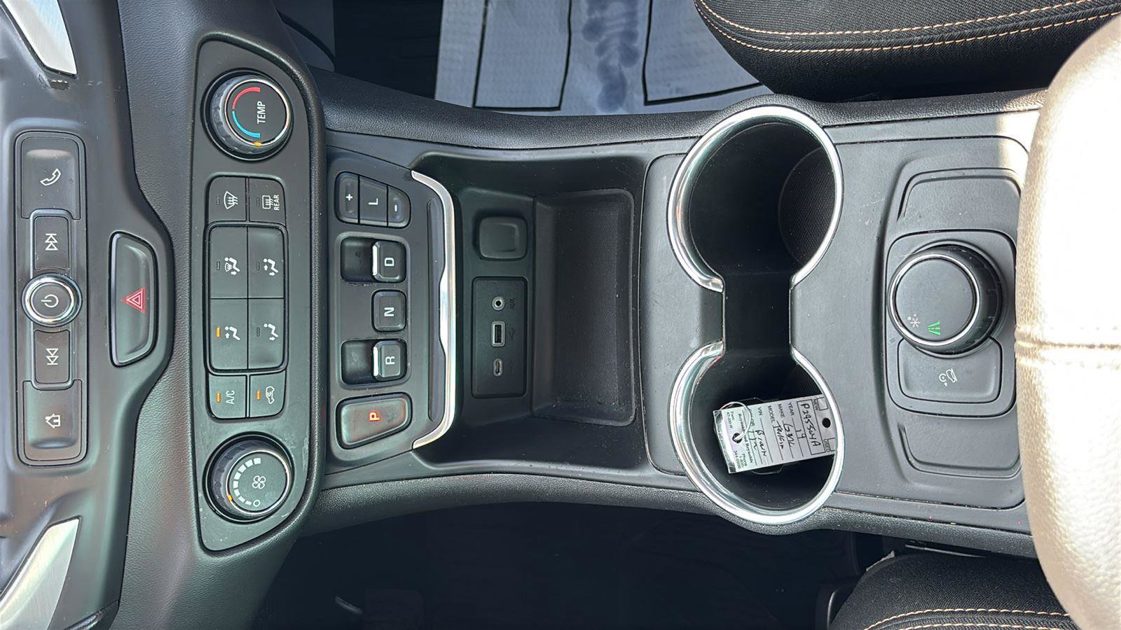 Used 2019 GMC Terrain SLE w/ LPO, Floor Liner Package FWD image 33