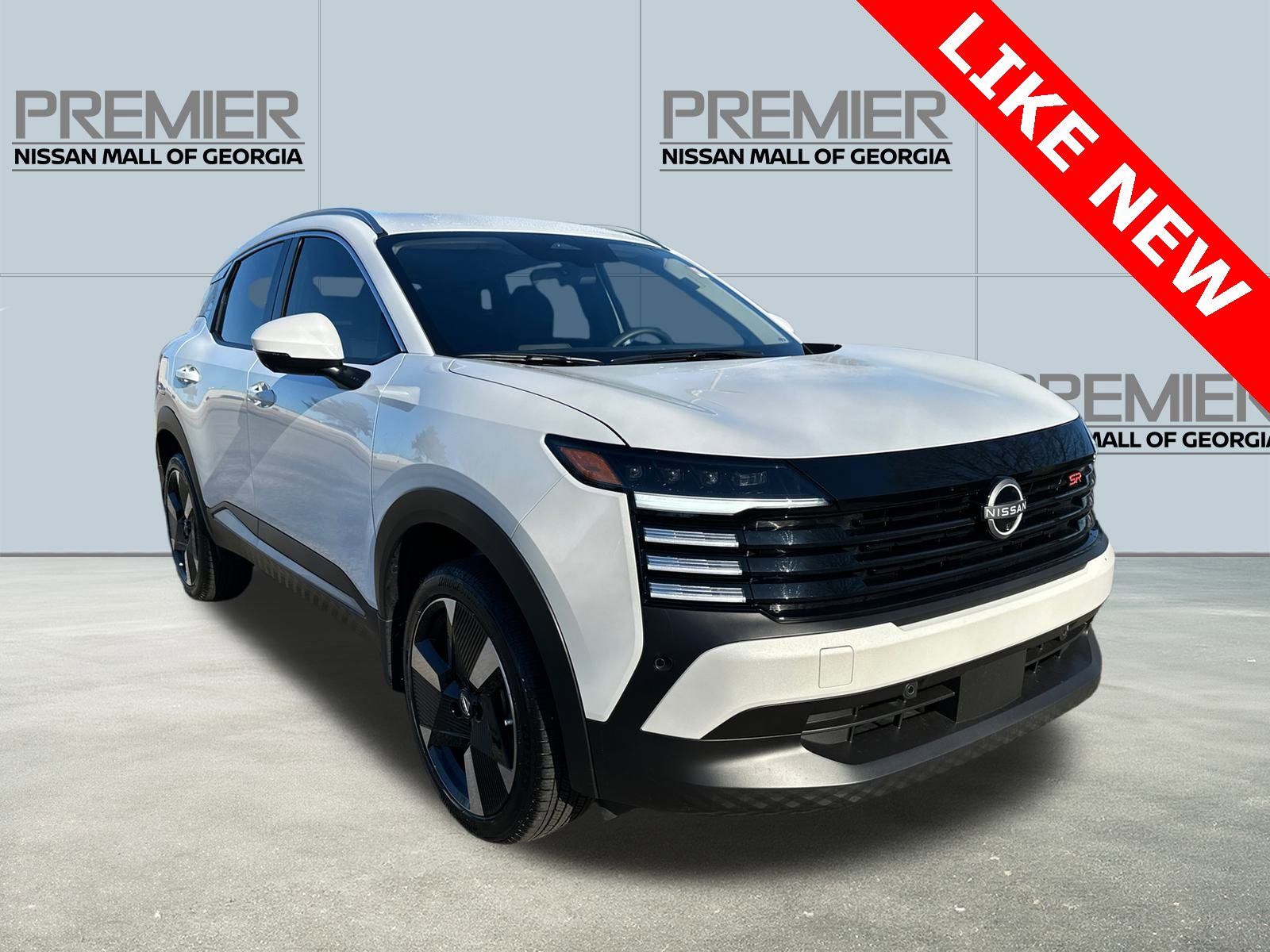 Certified 2025 Nissan Kicks SR image 3