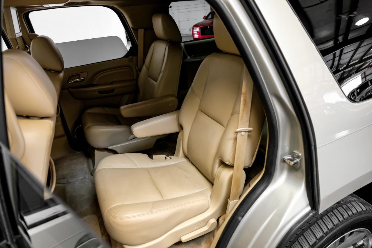 Used 2014 Cadillac Escalade Premium image 31