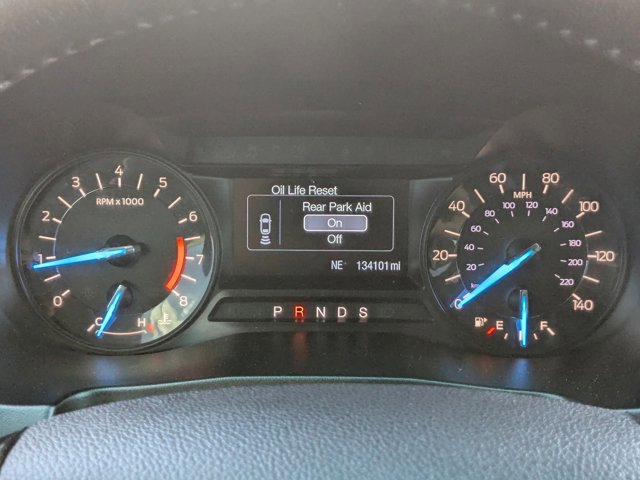 Used 2016 Ford Explorer XLT image 11