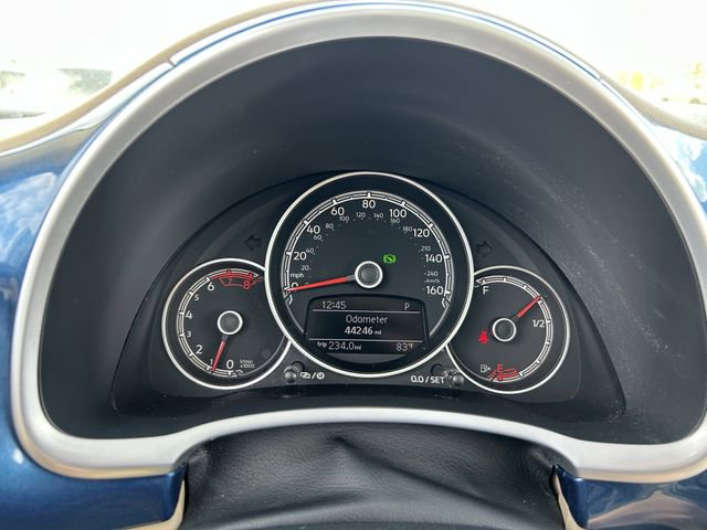 Used 2019 Volkswagen Beetle 2.0T SE FWD image 11