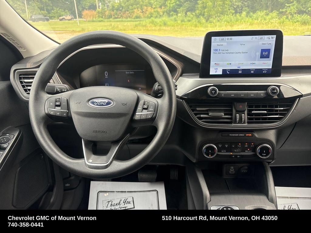 Used 2025 Ford Escape Active AWD/4WD image 16
