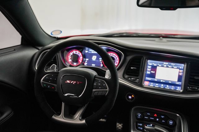 Used 2018 Dodge Challenger SRT Demon RWD image 4
