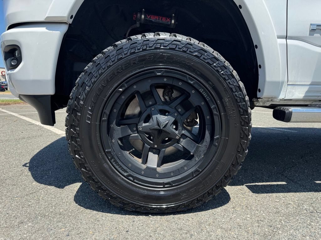 Used 2019 RAM 1500 Limited w/ Body Color Bumper Group AWD/4WD image 43