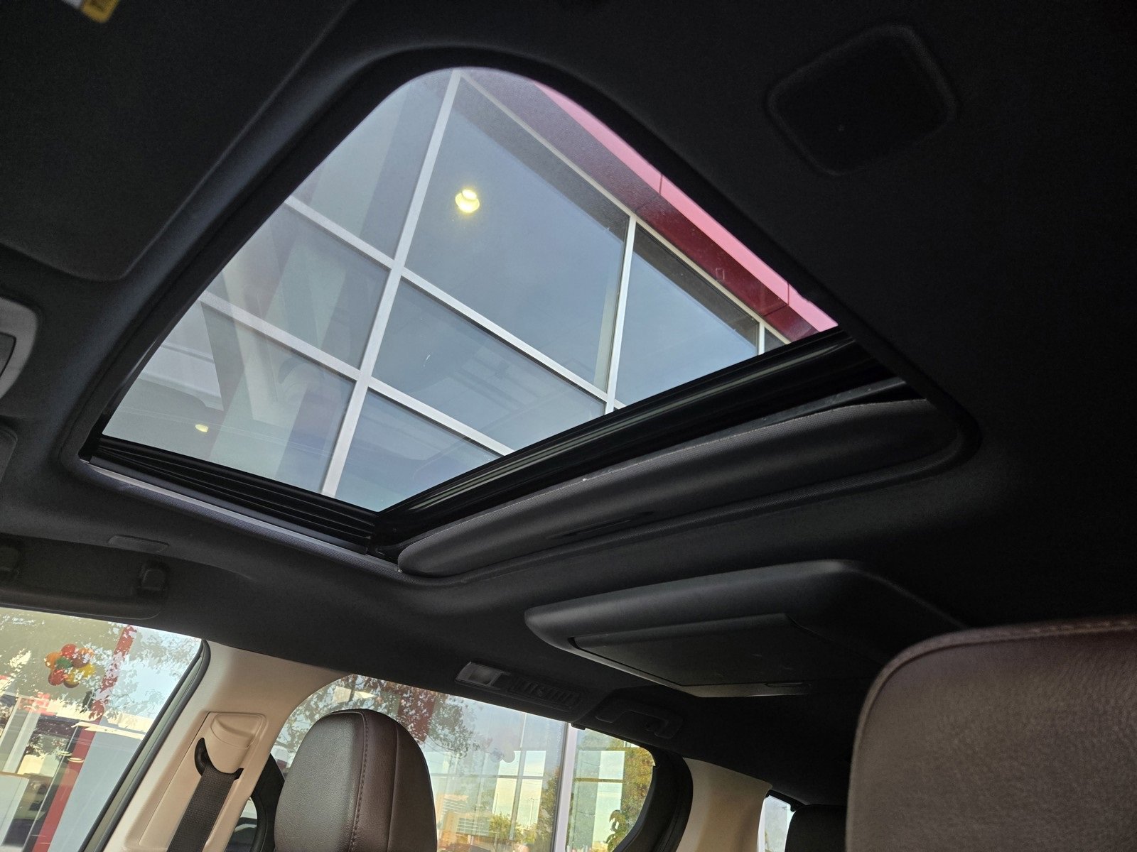 Certified 2022 Toyota Sienna Platinum image 20