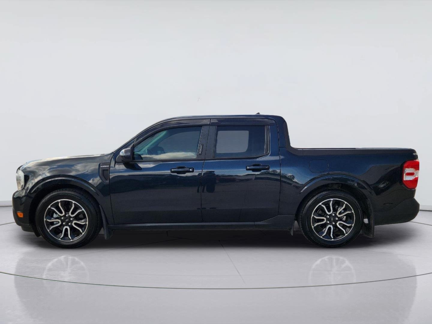 Used 2022 Ford Maverick Lariat w/ Lariat Luxury Package FWD image 4