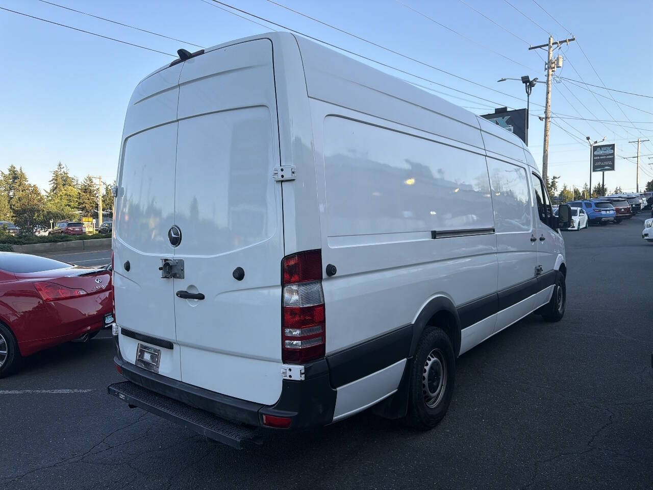 Used 2014 Mercedes-Benz Sprinter 2500 image 6