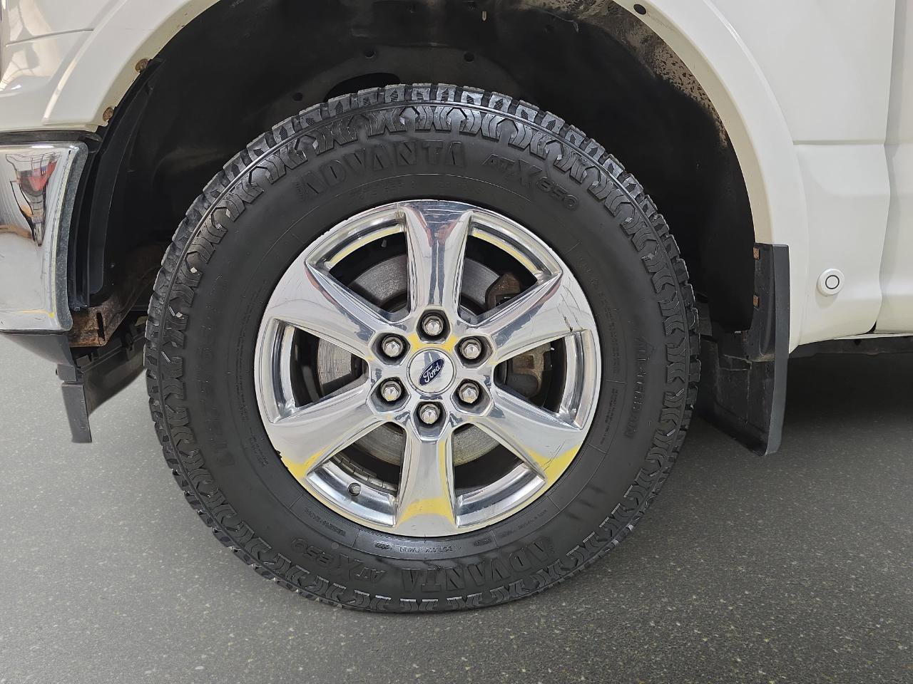 Used 2018 Ford F150 Lariat w/ Equipment Group 502A Luxury AWD/4WD image 17