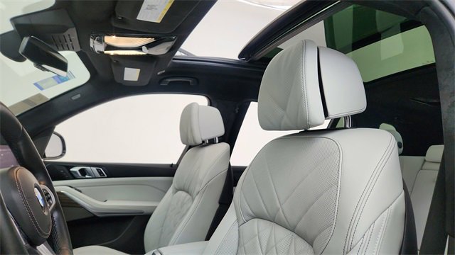 Used 2023 BMW X7 xDrive40i w/ M Sport Package image 37