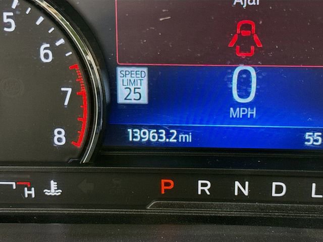 Used 2022 Ford Explorer Limited w/ Equipment Group 301A image 12