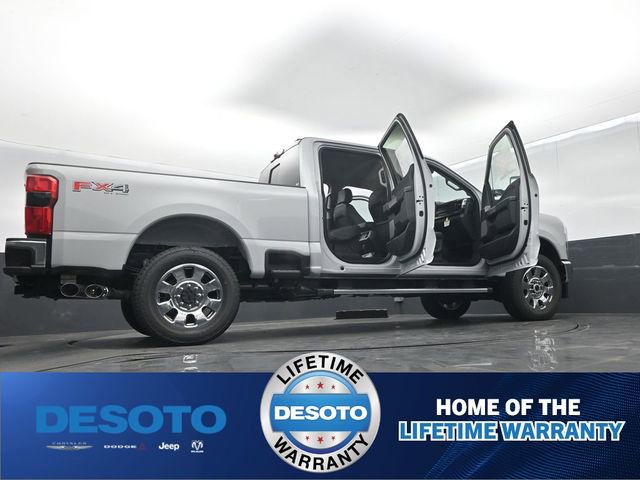 New 2026 Ford F250 Lariat w/ Chrome Package image 73