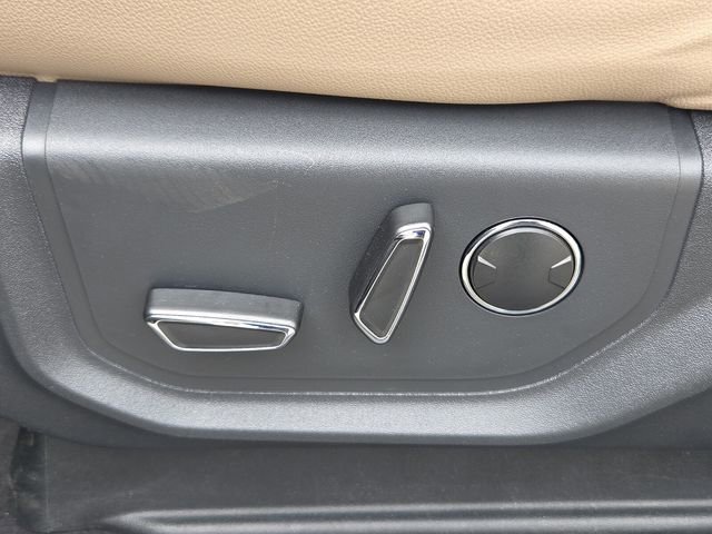 Used 2024 Ford Expedition Limited AWD/4WD image 12