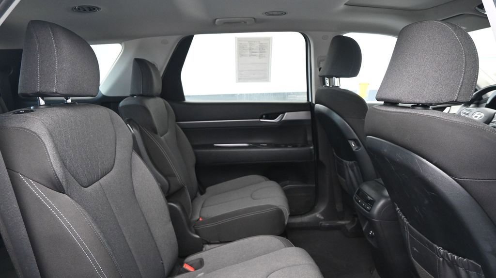 Used 2020 Hyundai Palisade SEL FWD image 13