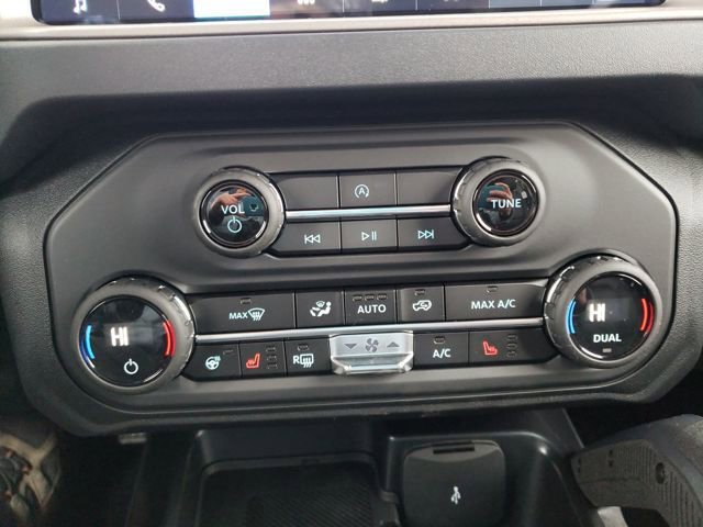 New 2025 Ford Bronco Outer Banks w/ Sasquatch Package image 23