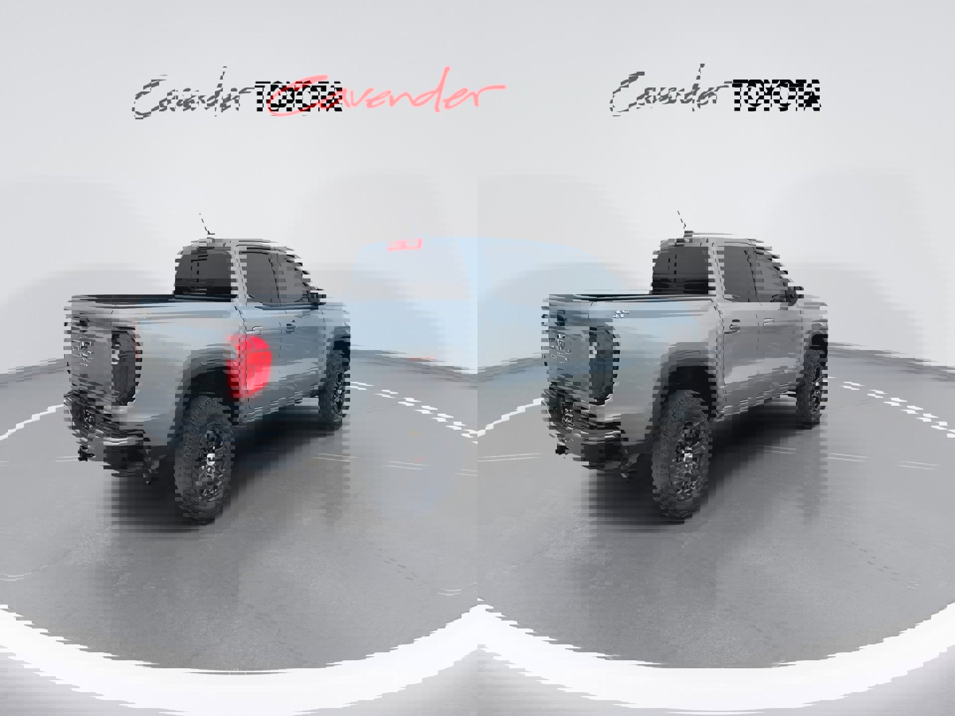 Used 2024 GMC Canyon Elevation w/ Convenience Package image 8