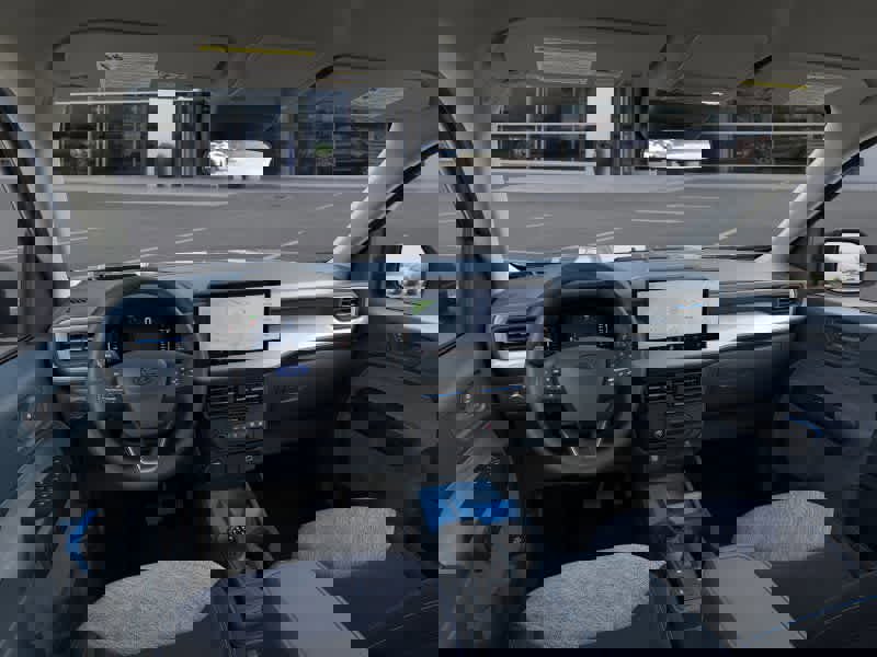 New 2026 Ford Maverick XLT image 9