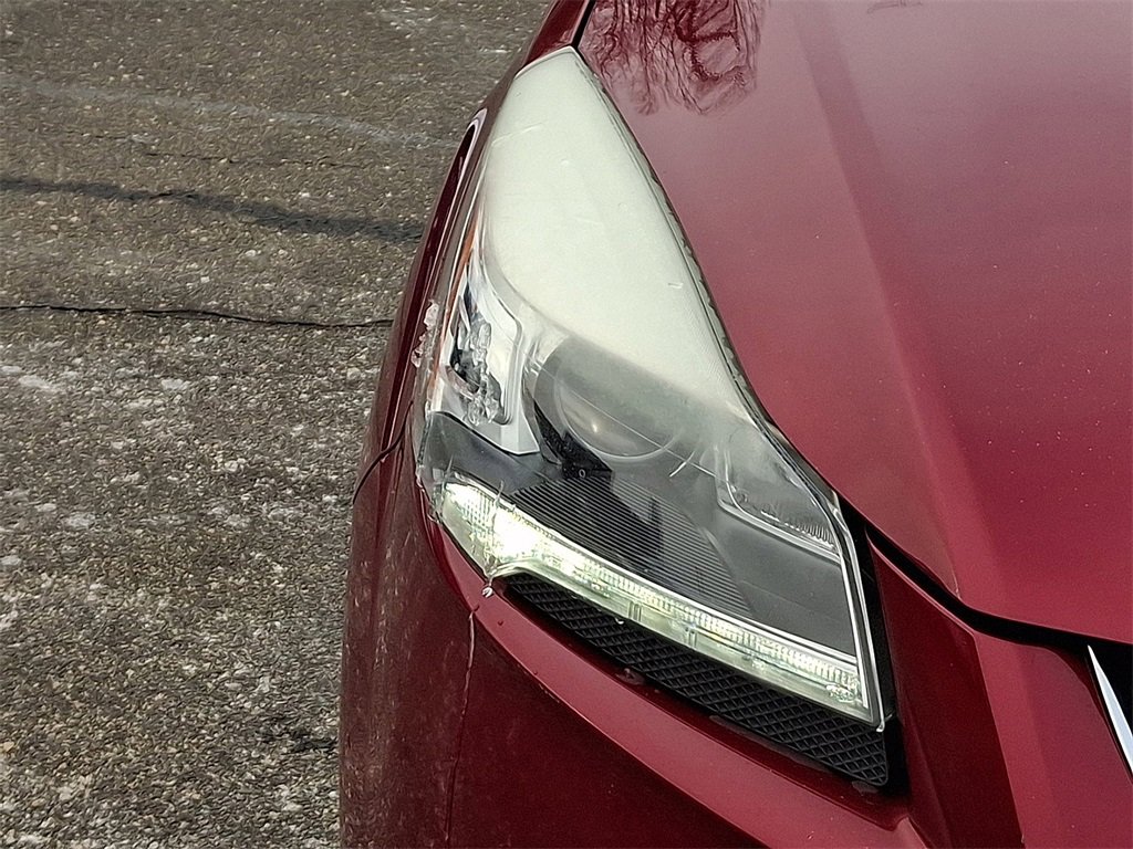 Used 2016 Ford Escape Titanium w/ Equipment Group 301A image 9