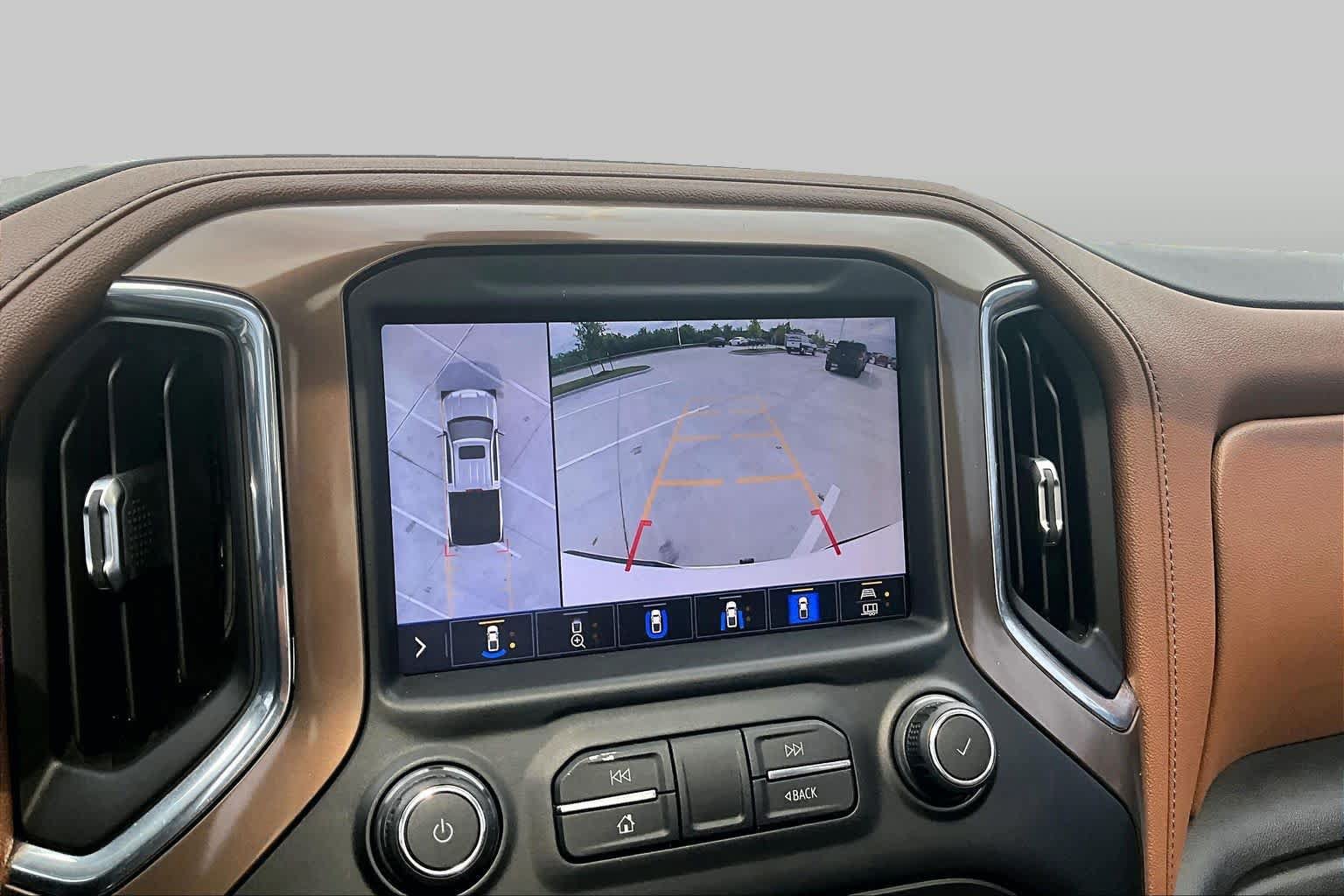 Used 2020 Chevrolet Silverado 1500 High Country AWD/4WD image 23