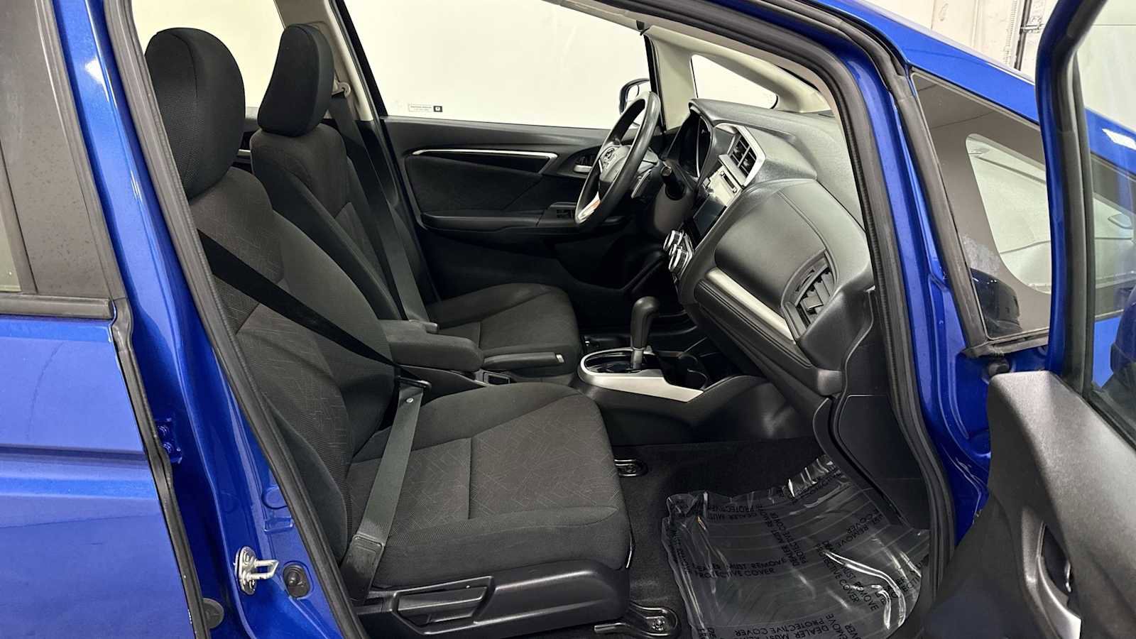 Used 2017 Honda Fit EX image 29