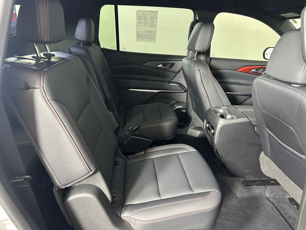 Used 2024 Chevrolet Traverse Z71 w/ Enhanced Driving Package image 28