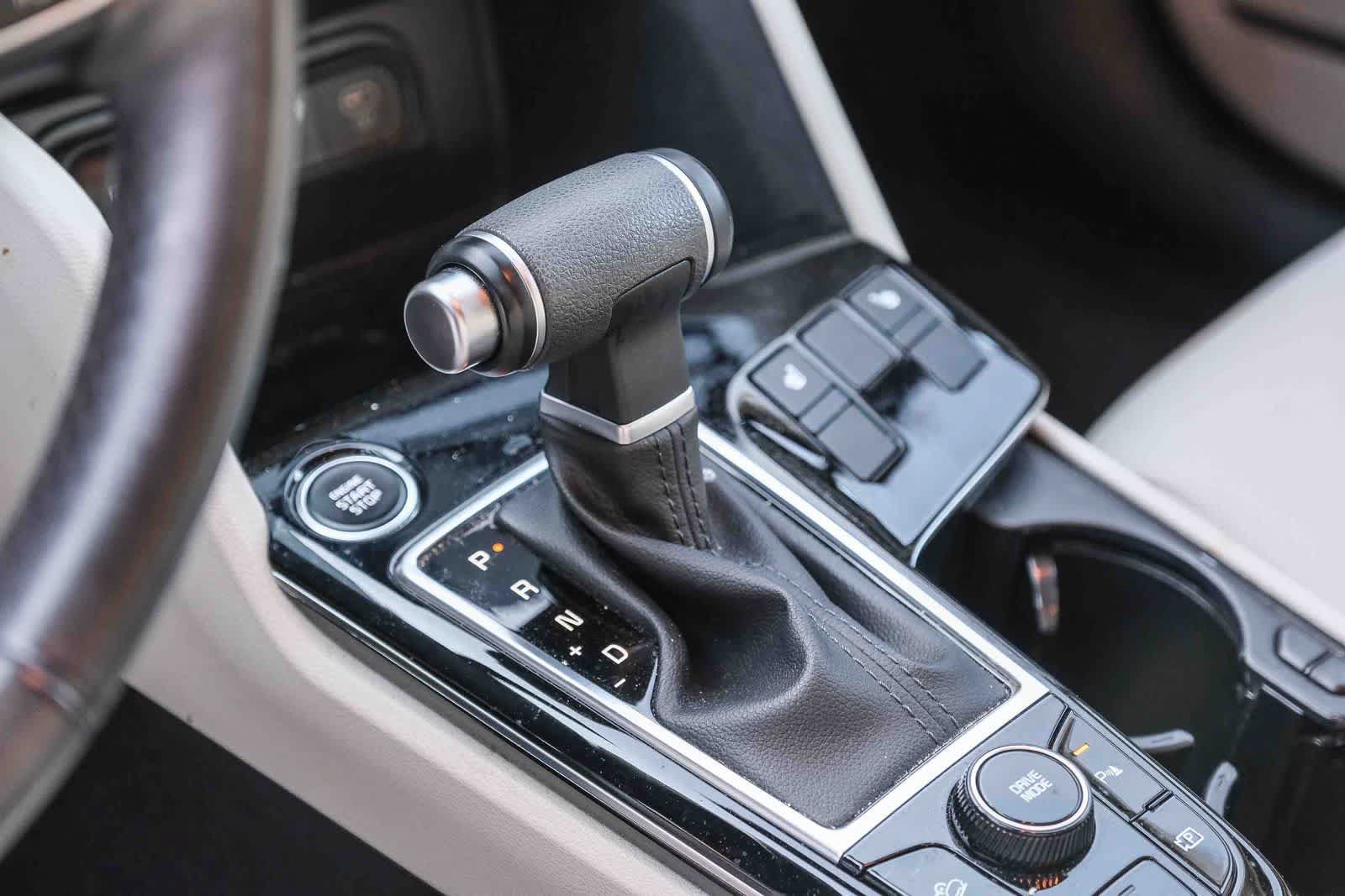 Used 2024 Kia Sportage EX FWD image 21