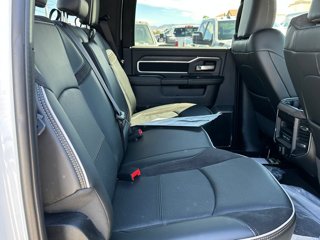 New 2026 RAM 2500 Laramie w/ Night Edition AWD/4WD image 17