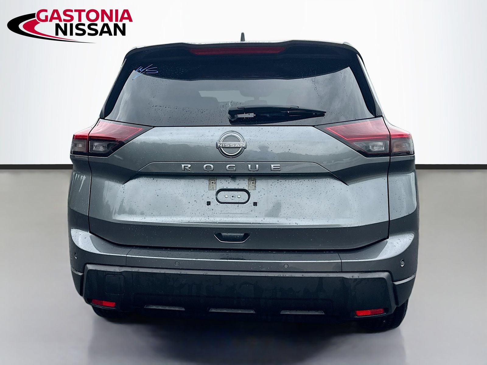 Used 2025 Nissan Rogue SV FWD image 7