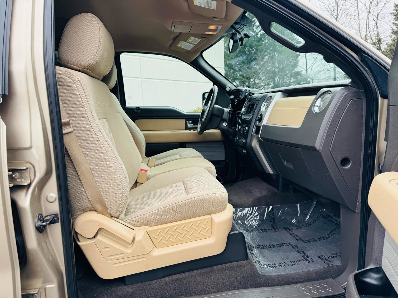Used 2013 Ford F150 XLT w/ XLT Chrome Pkg image 17