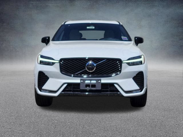 New 2026 Volvo XC60 B5 Plus w/ Protection Package Premier AWD/4WD image 2