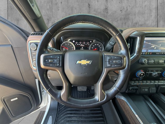 Used 2022 Chevrolet Silverado 1500 High Country w/ Technology Package AWD/4WD image 13