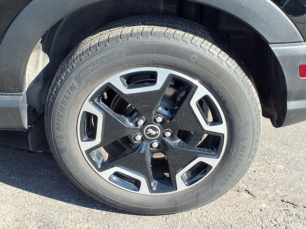 Used 2023 Ford Bronco Sport Outer Banks w/ Tech Package image 6