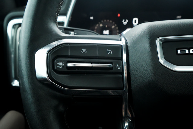 Used 2023 GMC Canyon Denali AWD/4WD image 13