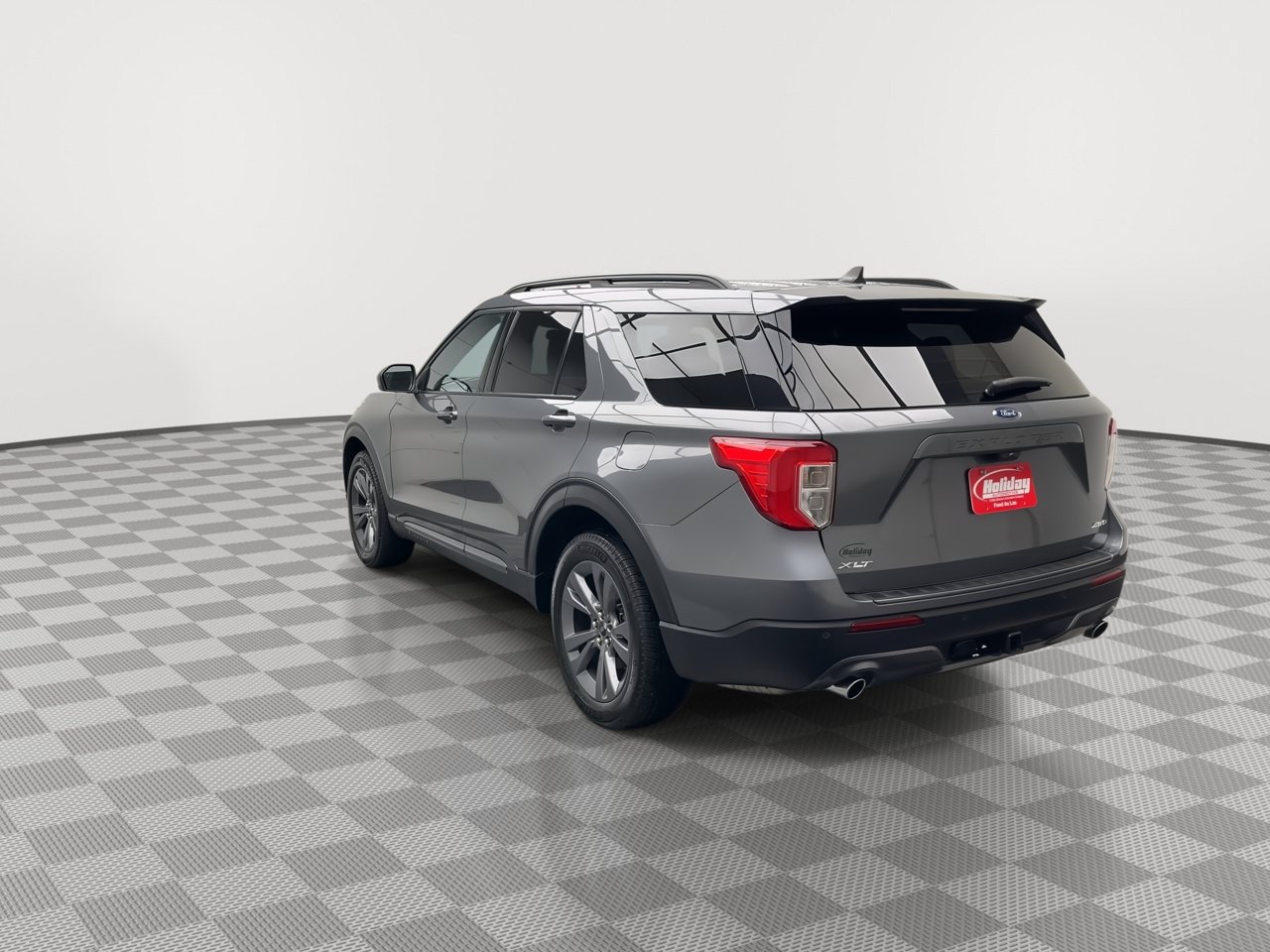 Certified 2023 Ford Explorer XLT w/ XLT Sport Appearance Package AWD/4WD image 42