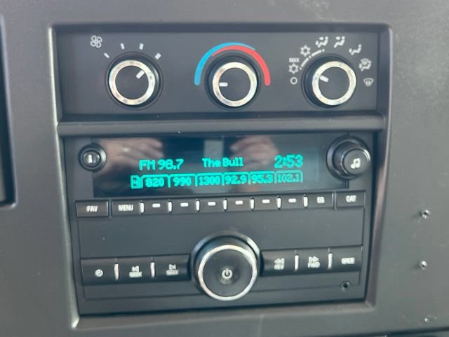 Used 2021 GMC Savana 3500 w/ Driver Convenience Package RWD image 16