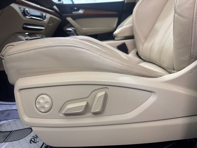 Used 2023 Audi Q5 2.0T Premium Plus w/ Premium Plus Package image 8