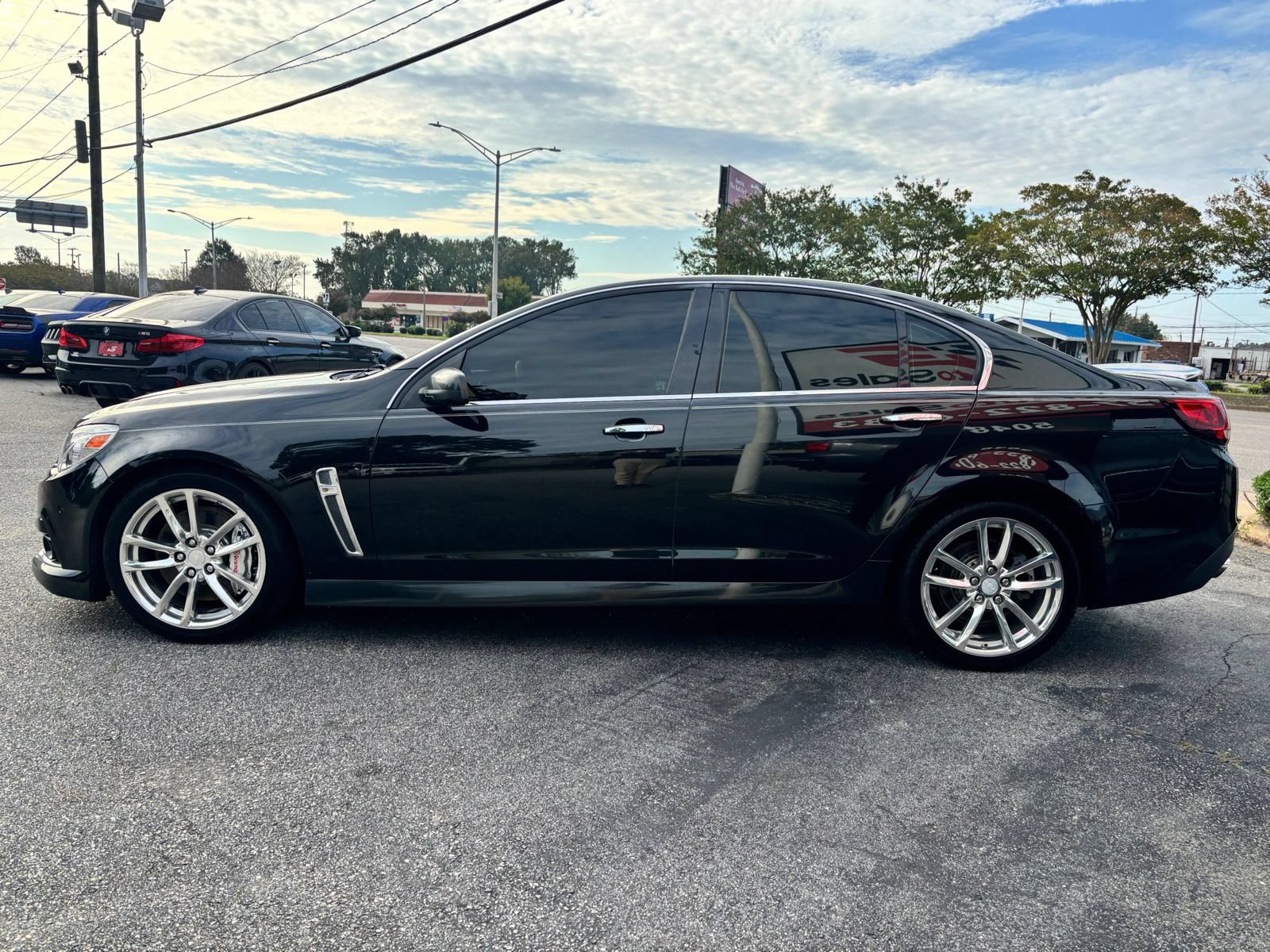 Used 2014 Chevrolet SS RWD image 6