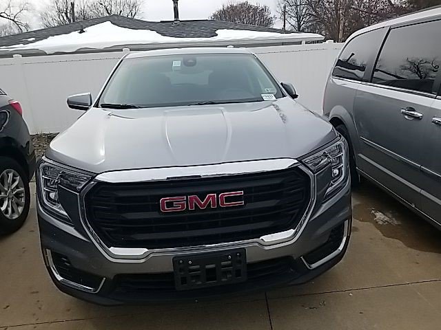 Certified 2024 GMC Terrain SLE image 11