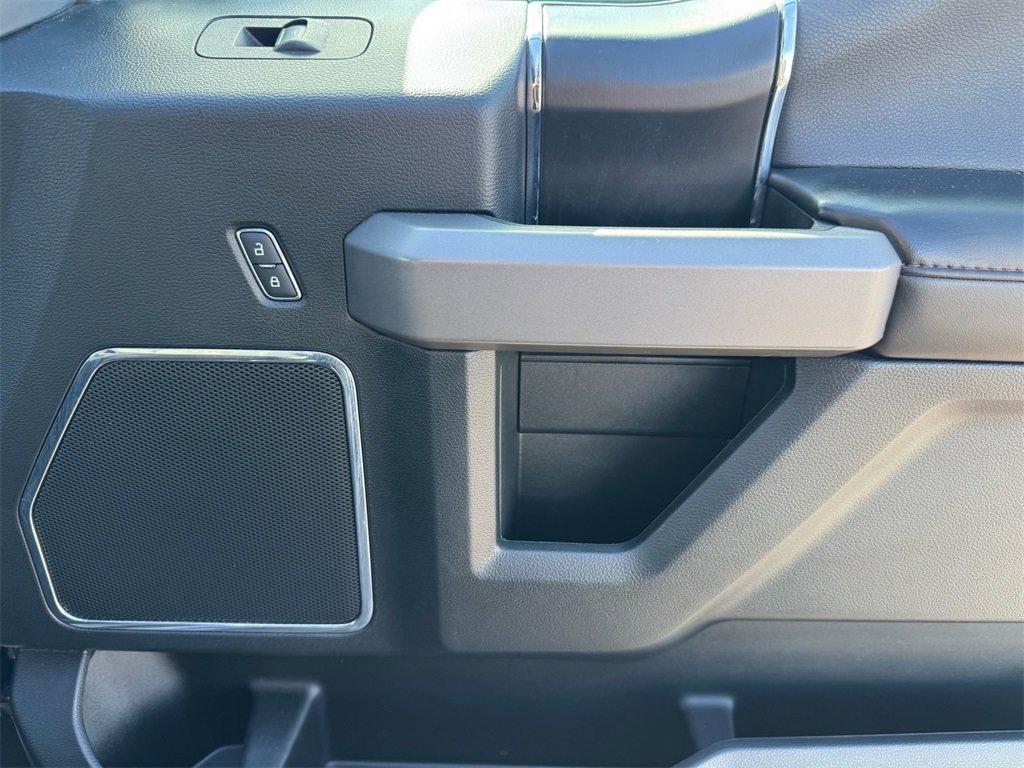 Used 2020 Ford F150 Platinum w/ Equipment Group 701A Luxury image 23