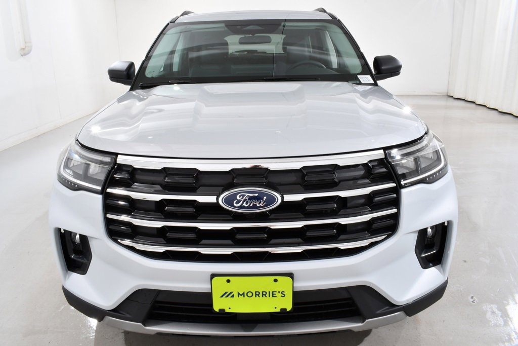 New 2025 Ford Explorer Active w/ Active Comfort Package image 3