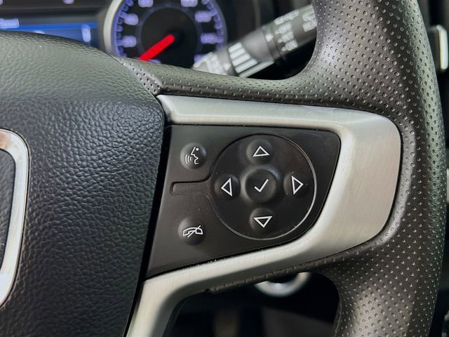 Used 2023 GMC Terrain SLE w/ Driver Convenience Package image 31