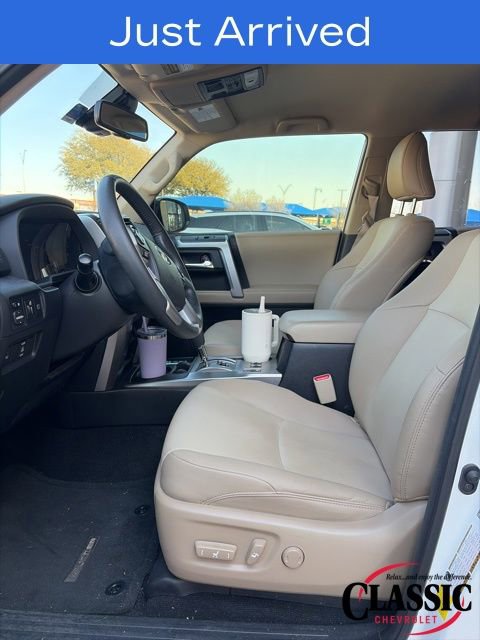 Used 2020 Toyota 4Runner SR5 Premium image 1