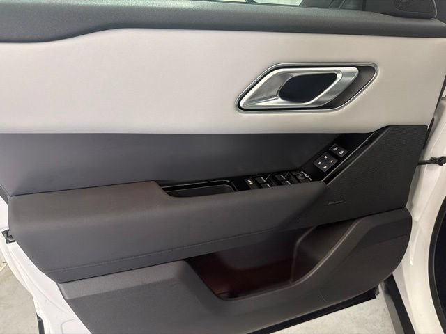 Used 2024 Land Rover Range Rover Velar Dynamic SE AWD/4WD image 8