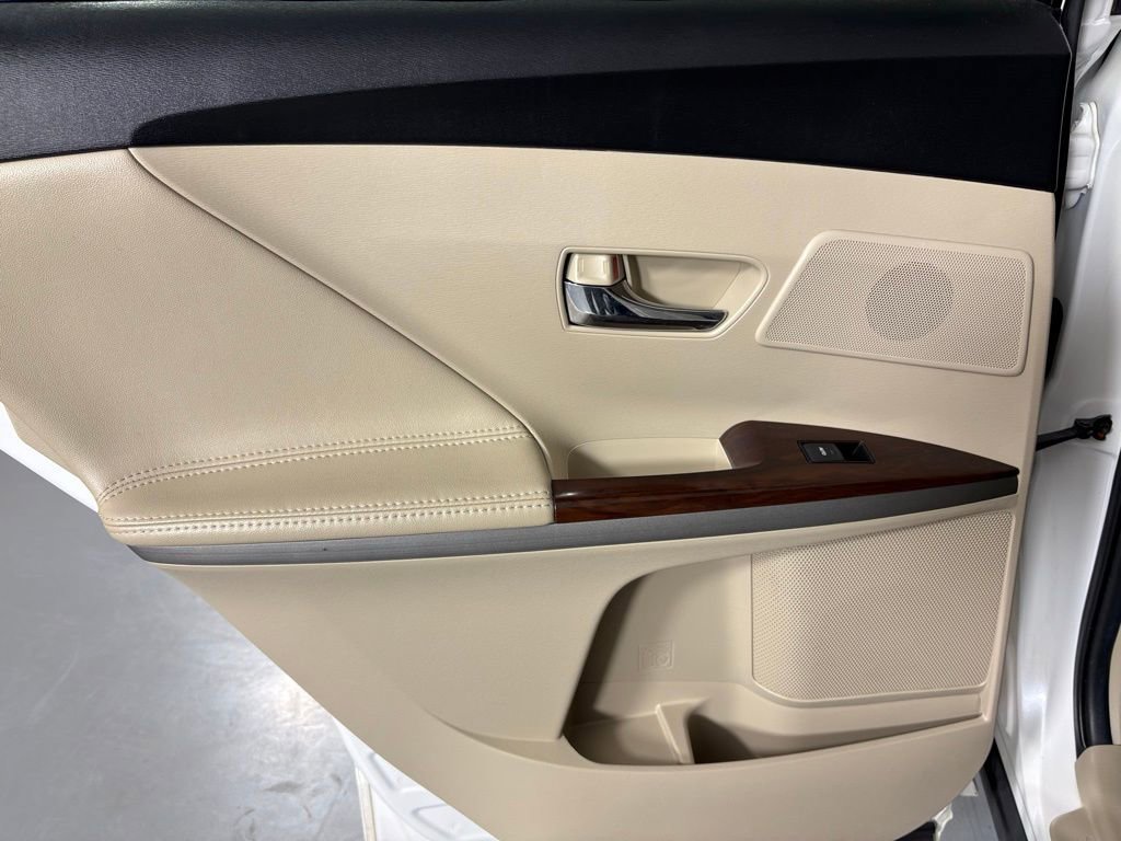 Used 2014 Toyota Venza XLE w/ XLE Premium Package AWD/4WD image 30