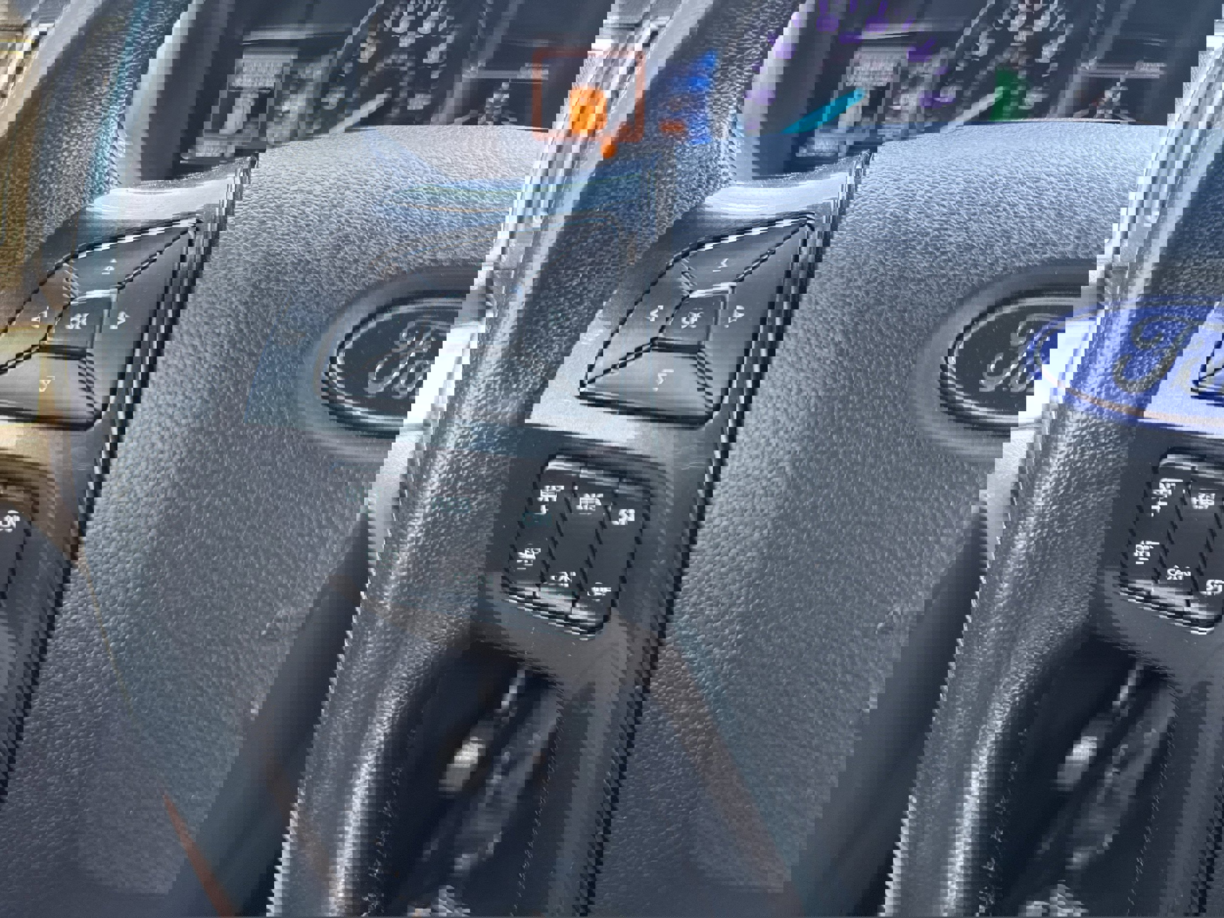 Used 2018 Ford Explorer XLT w/ Equipment Group 202A image 26